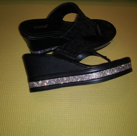 Nicole Shoes - Black Nicole Bling Wedge Flip Flop Sz. 8